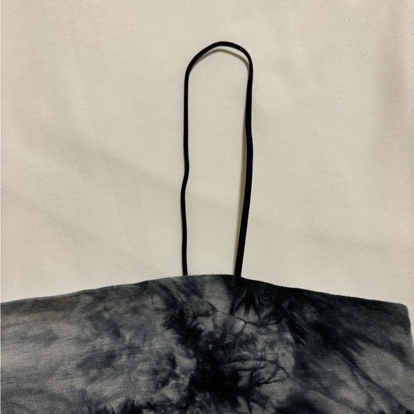 🩷Bungee-Strap Crop Cami (Blue) - Picture 13 of 15